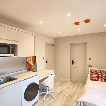 Morden Stratford Studio 1 Hotel London Eksteriør billede